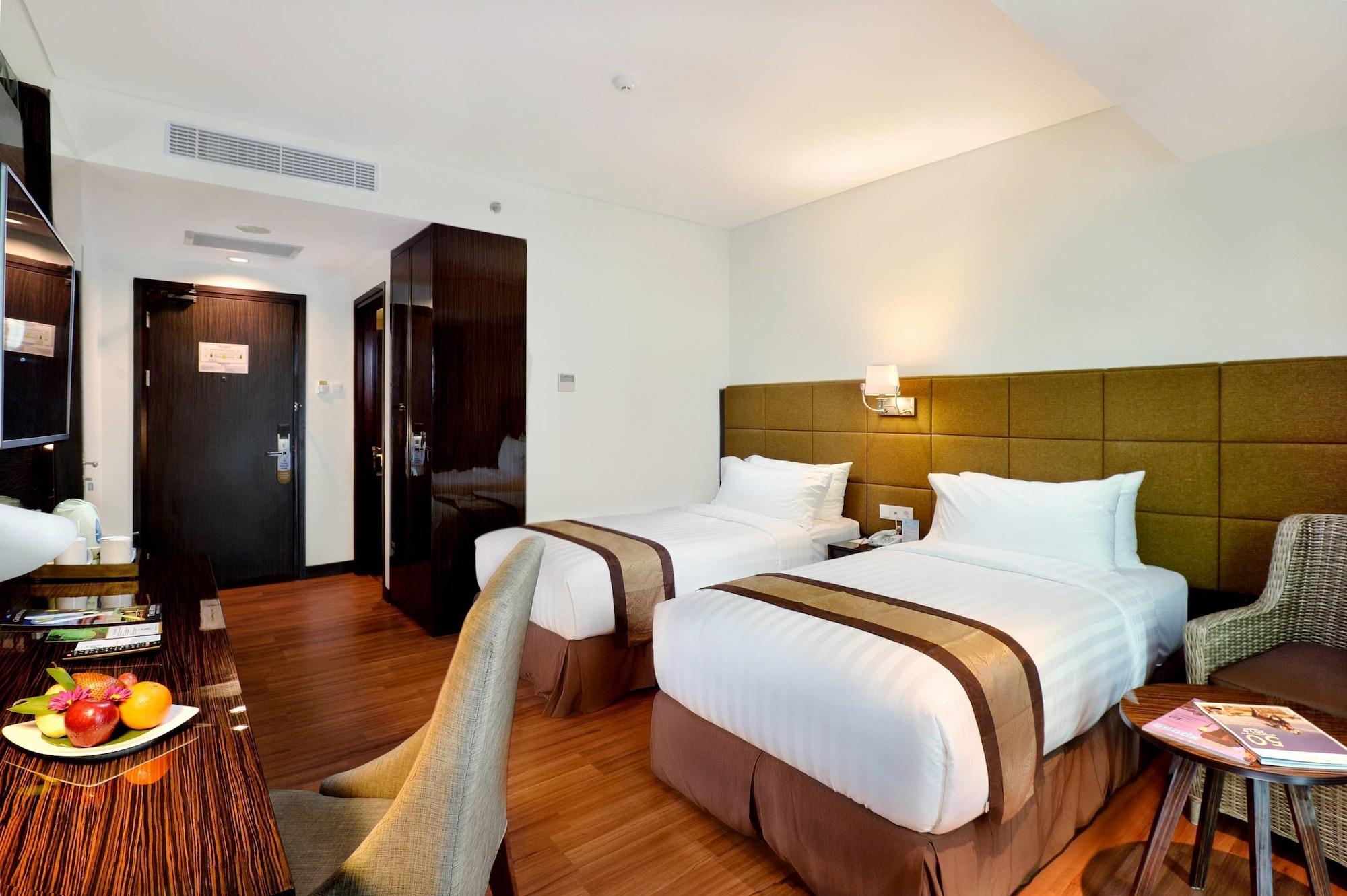 The Atrium Hotel & Resort Yogyakarta Melati Zewnętrze zdjęcie
