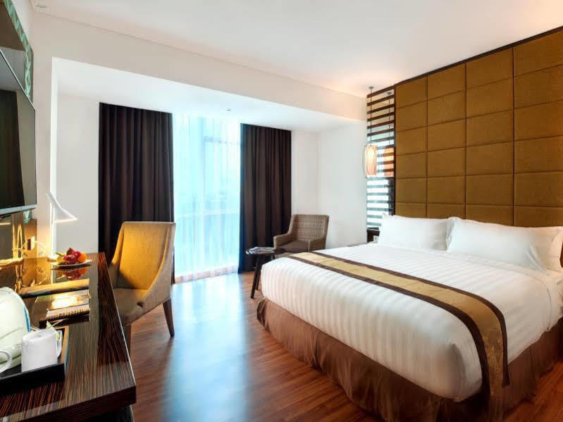 The Atrium Hotel & Resort Yogyakarta Melati Zewnętrze zdjęcie